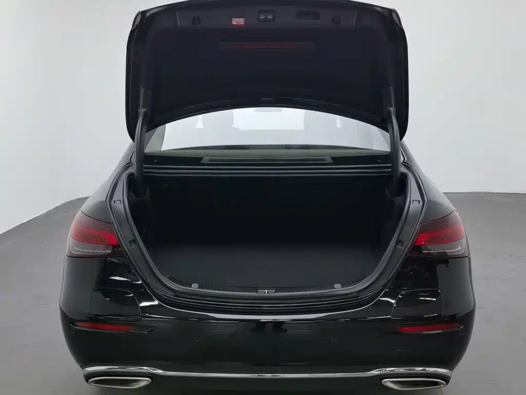 Mercedes-Benz E-Class New Energy 2023 — фото 16