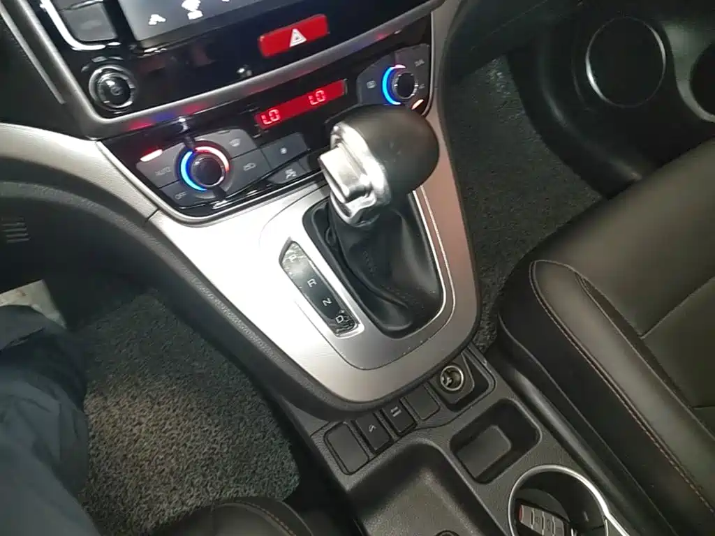 Haval M6 2020 — фото 14