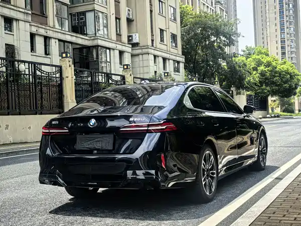 BMW 5 Series 2024