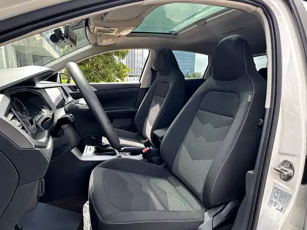 Volkswagen Polo 2021