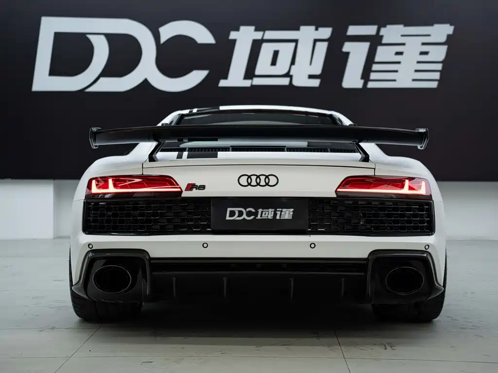 Audi R8 2018 — фото 5