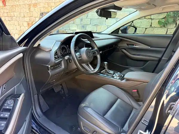 Mazda CX-30 2024