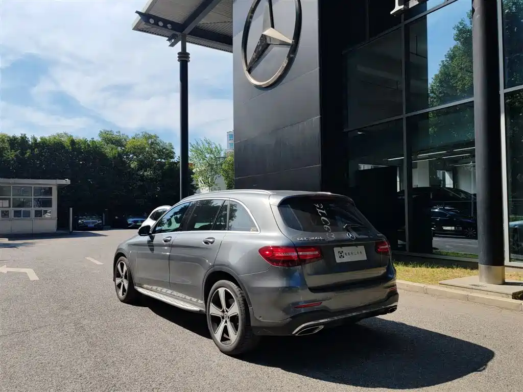 Mercedes-Benz GLC 2019 — фото 13