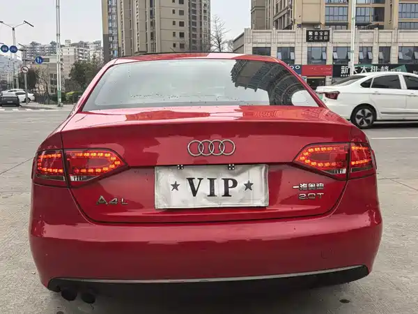 Audi A4L 2012