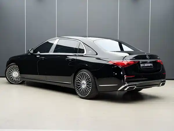 Mercedes-Benz Maybach S-Class 2025