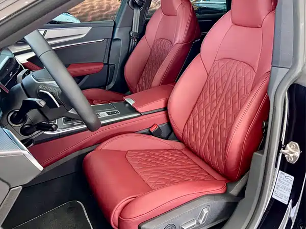 Audi A7L 2025