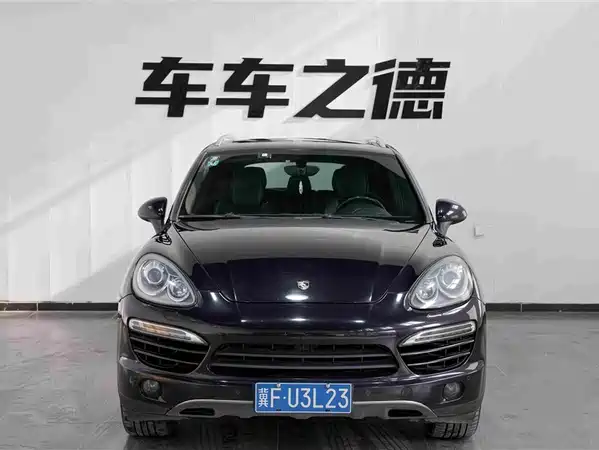 Porsche Cayenne 2012