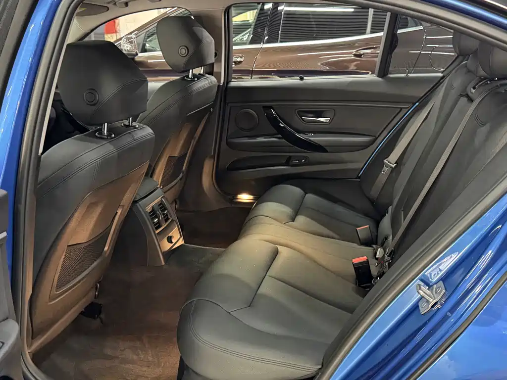 BMW 3 Series 2018
