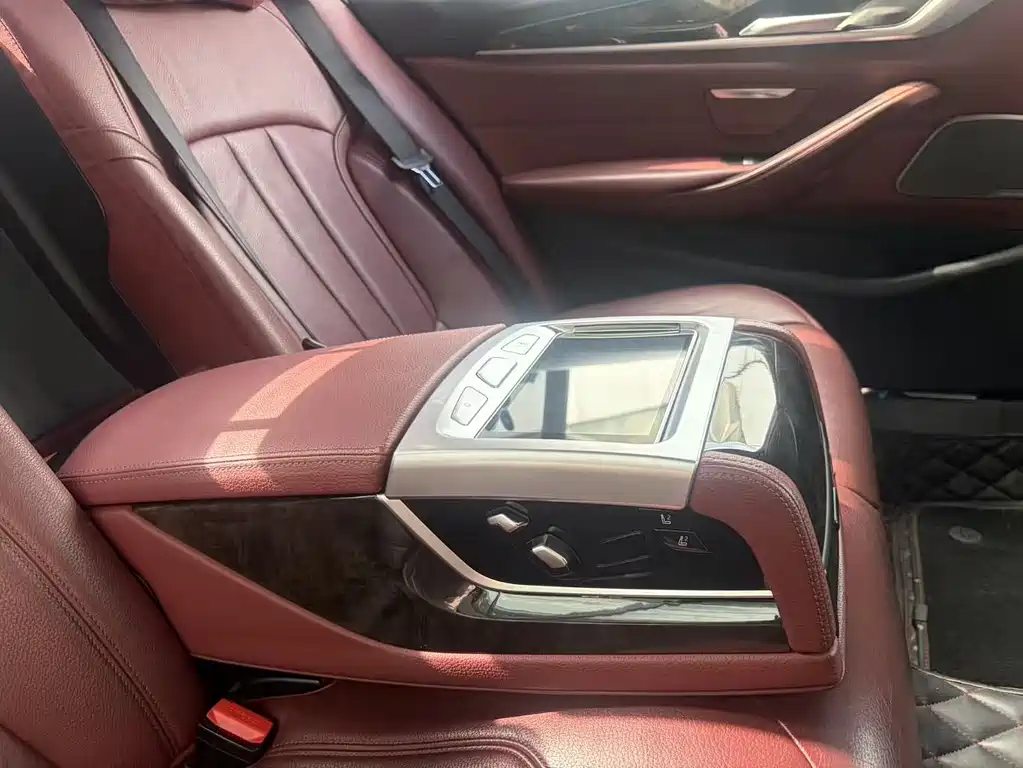 BMW 5 Series 2018