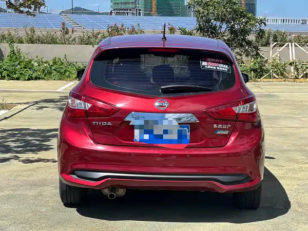 Nissan Tiida 2016