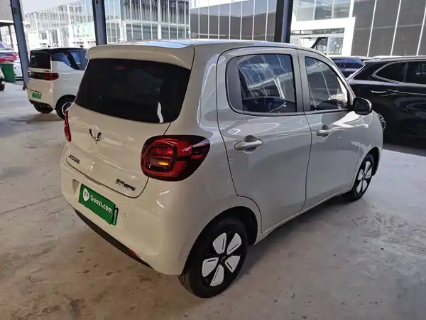 Wuling Hongguang MINIEV 2025