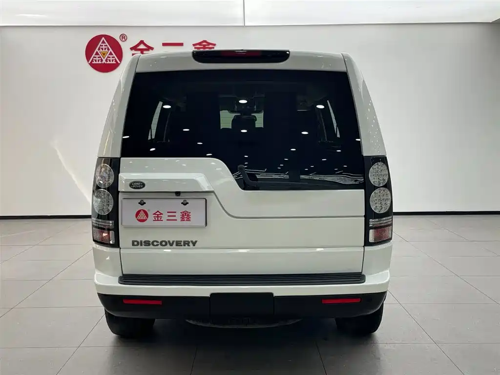 Land Rover Discovery 2016 — фото 34