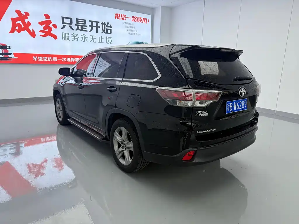 Toyota Highlander 2017 — фото 12