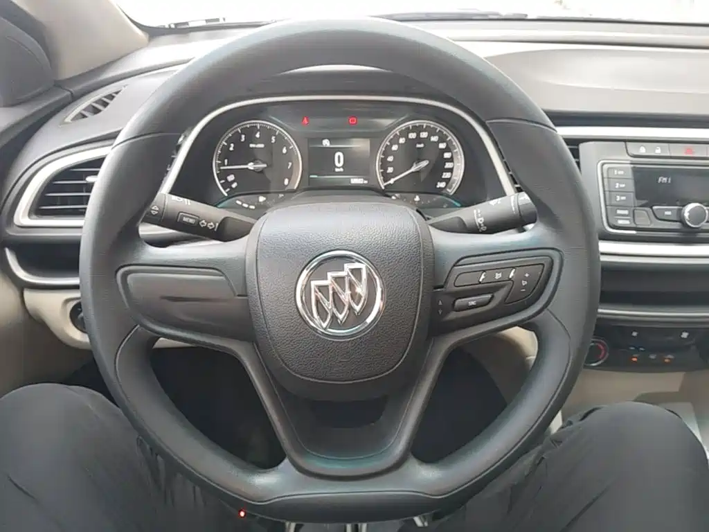 Buick Excelle GT 2016 — фото 11