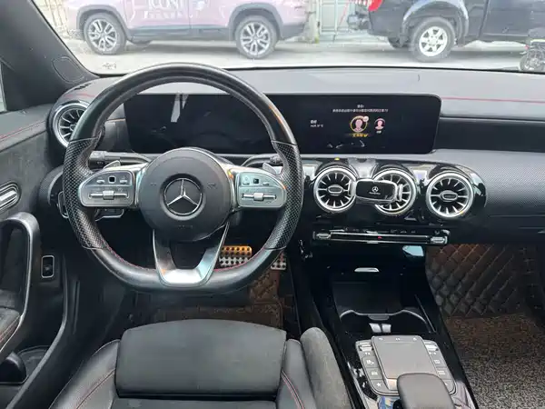 Mercedes-Benz CLA 2021