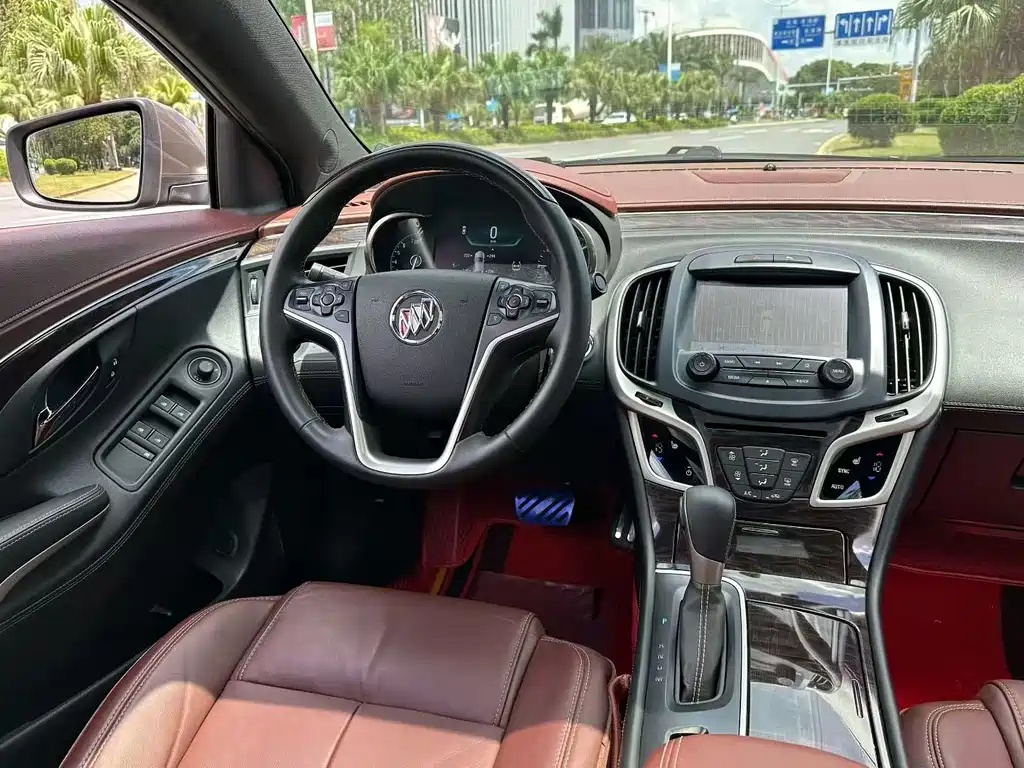 Buick LaCrosse 2015 — фото 9