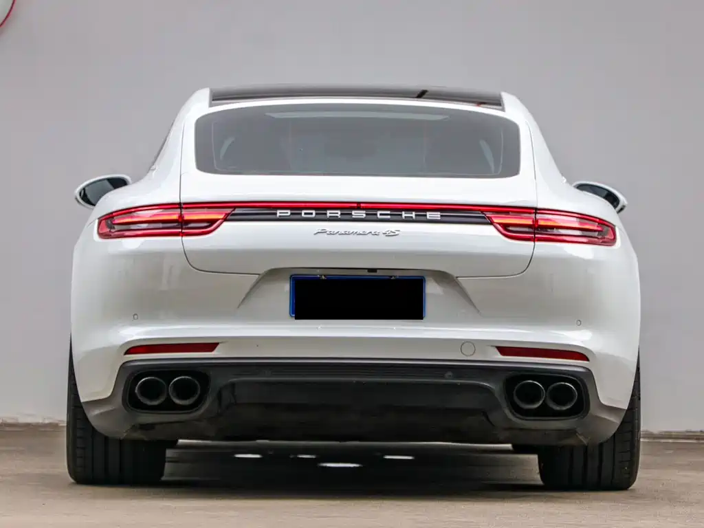 Porsche Panamera 2019