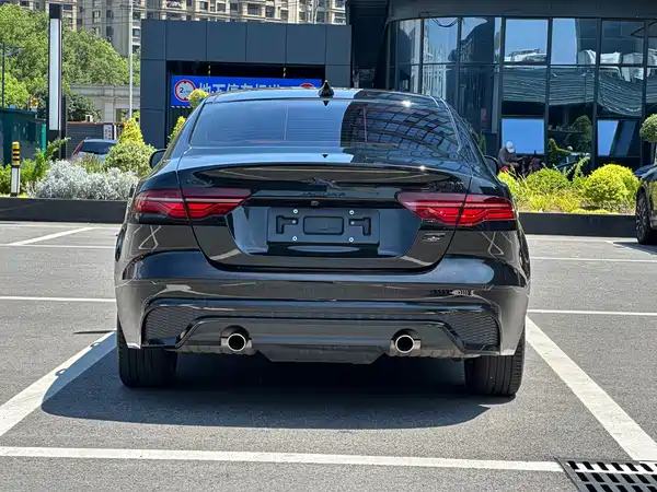 Jaguar XEL 2025