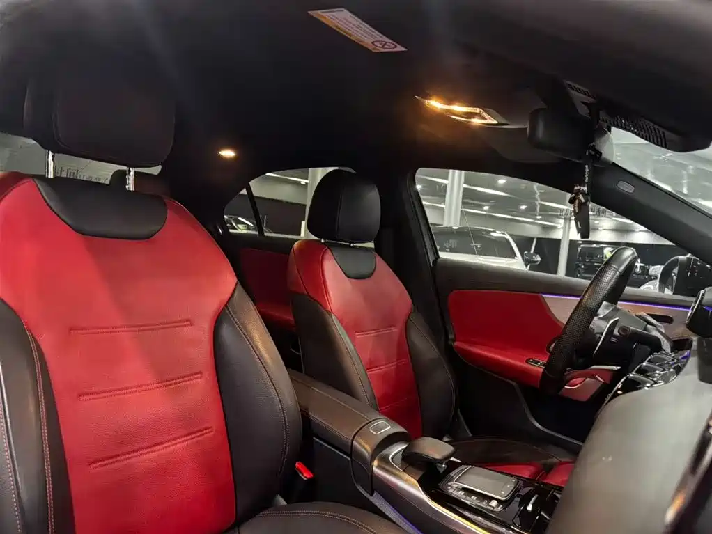 Mercedes-Benz A-Class AMG 2021 — фото 21