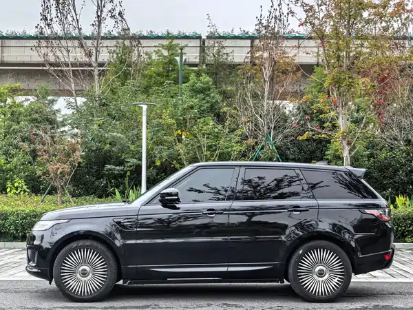 Land Rover Range Rover Sport 2020