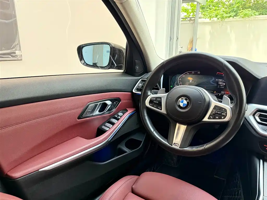 BMW 3 Series 2021 — фото 19