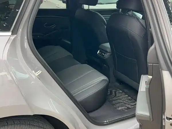 BYD Qin L 2026