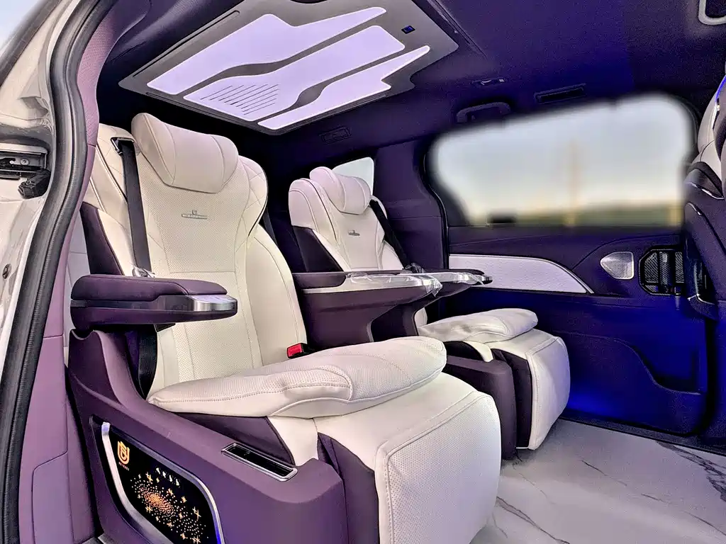 Toyota Sienna — фото 15