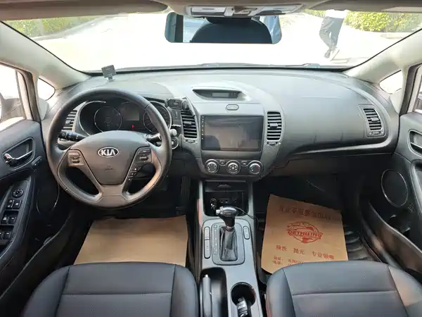 Kia K3 2015