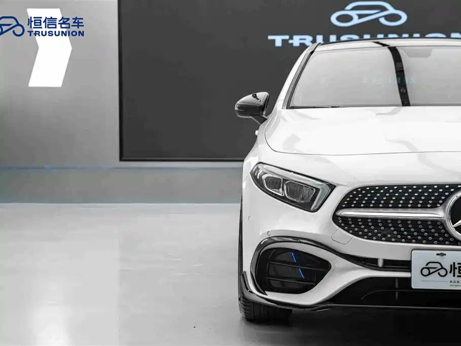 Mercedes-Benz A-Class 2019 — фото 8