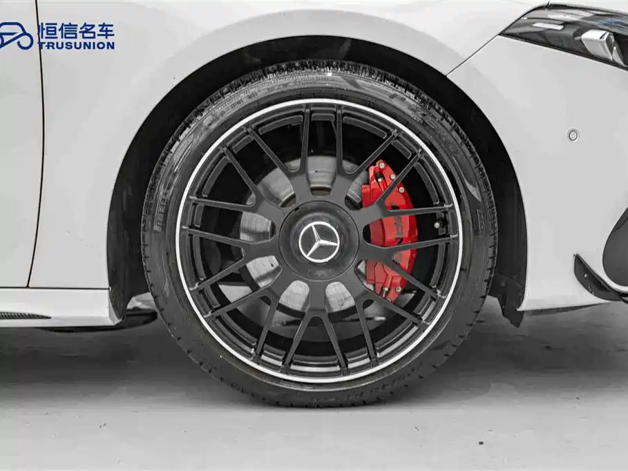 Mercedes-Benz A-Class 2019 — фото 11