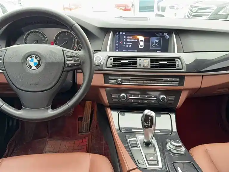 BMW 5 Series 2014 — фото 4