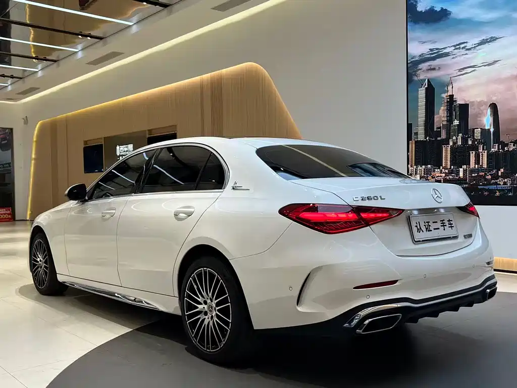 Mercedes-Benz C-Class 2023 — фото 19