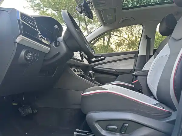 Jetta VS7 2022