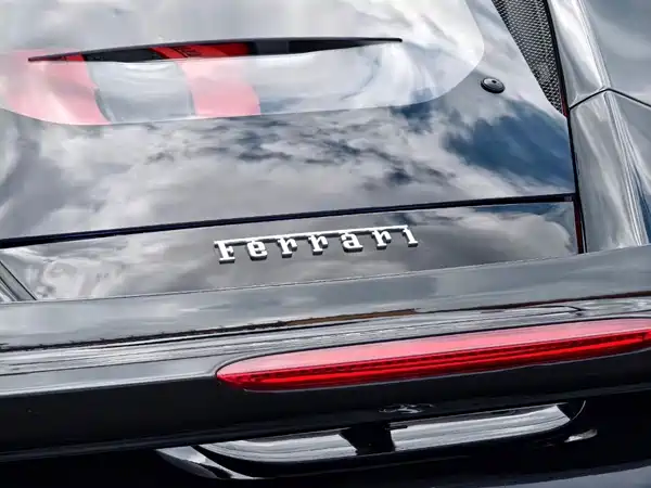 Ferrari F8 2020