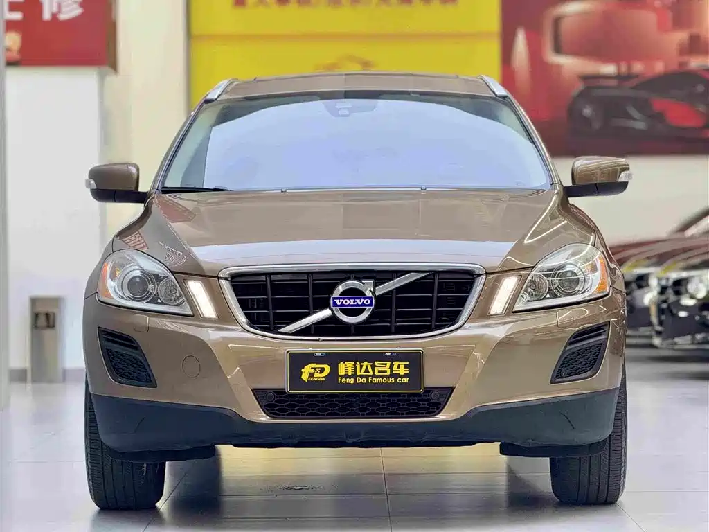 Volvo XC60 2013 — фото 4