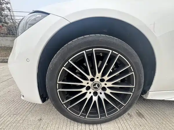 Mercedes-Benz C-Class 2022