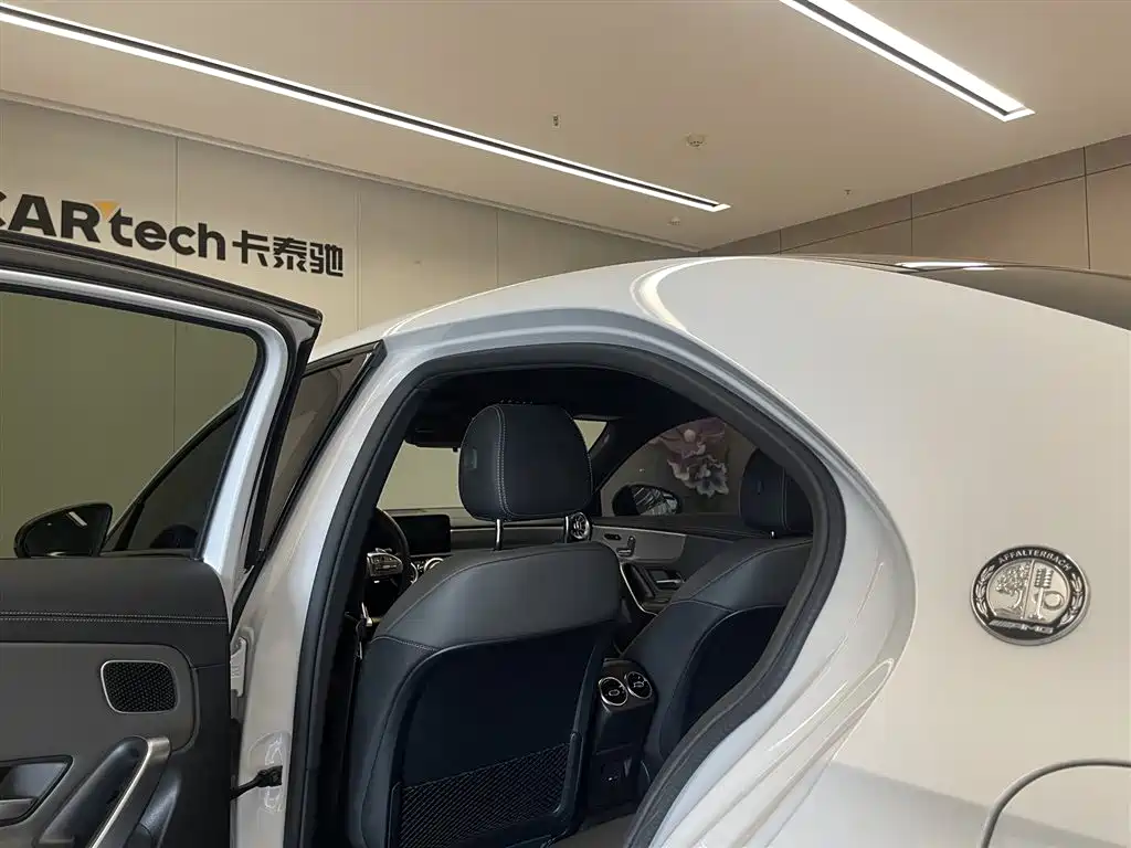 Mercedes-Benz A-Class AMG 2021 — фото 26