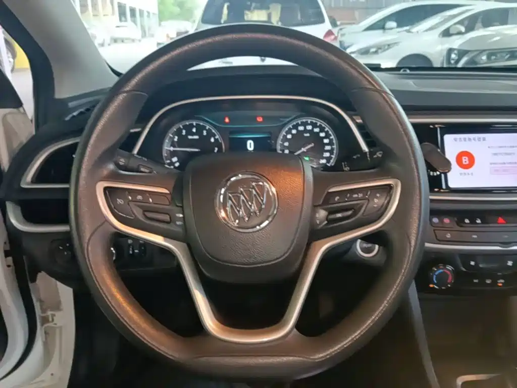 Buick Excelle 2021 — фото 11