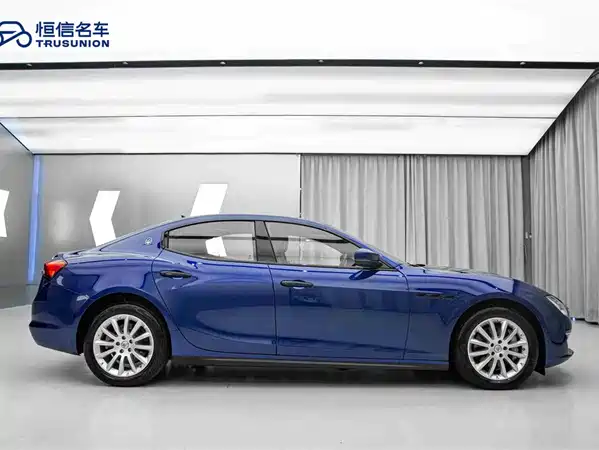 Maserati Ghibli 2021