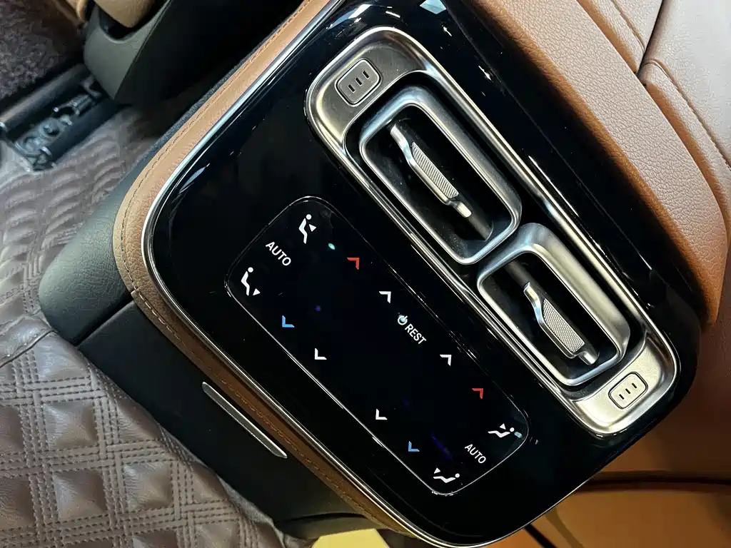 Mercedes-Benz S-Class 2022 — фото 13