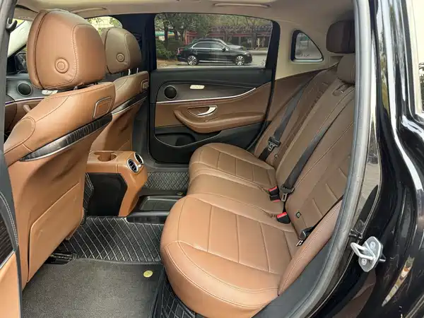 Mercedes-Benz E-Class 2019