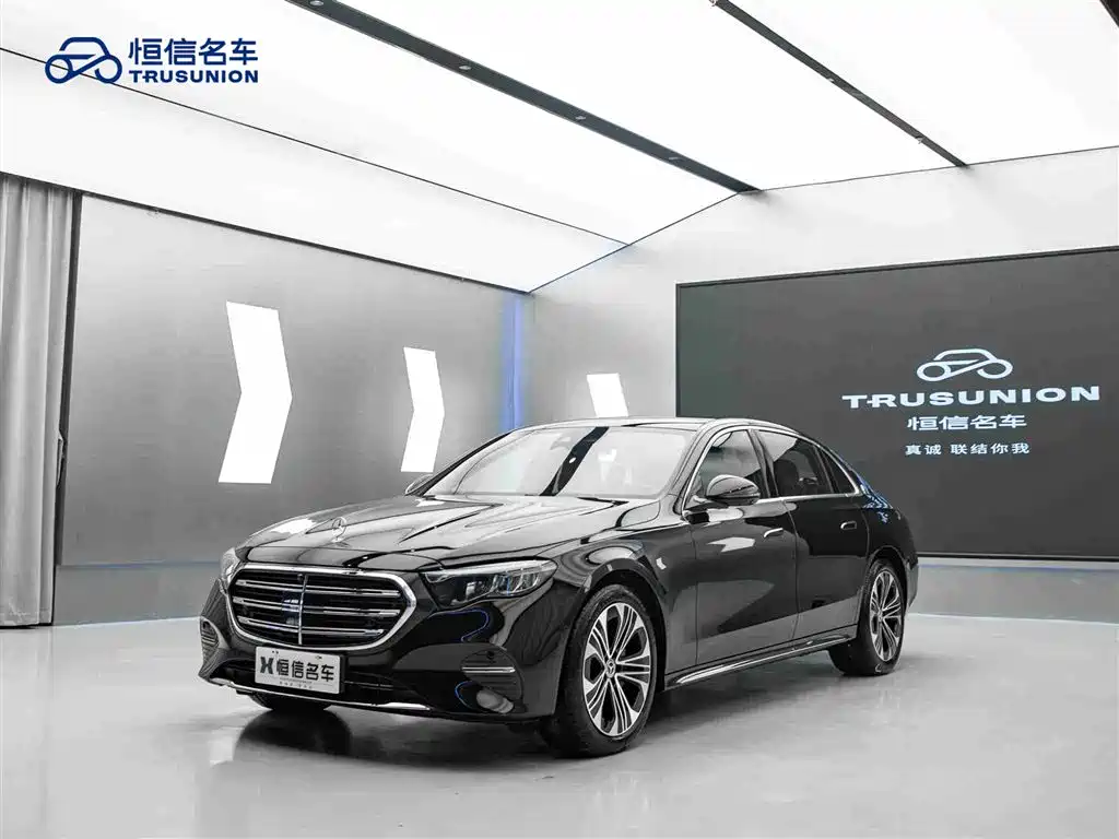 Mercedes-Benz E-Class 2025