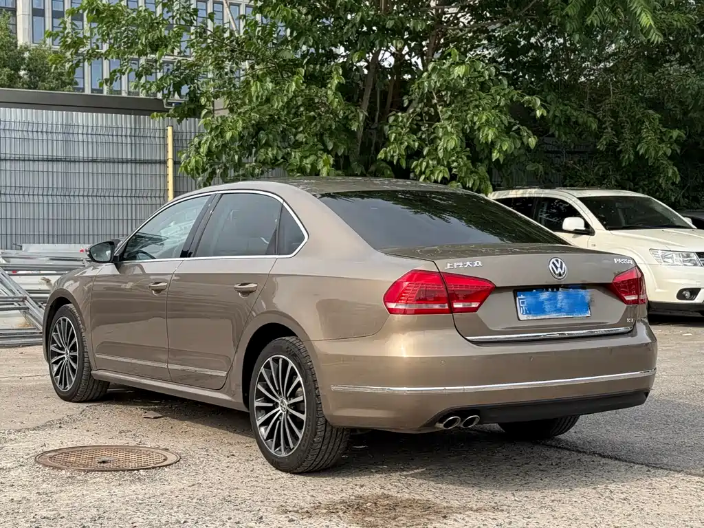 Volkswagen Passat 2015 — фото 6