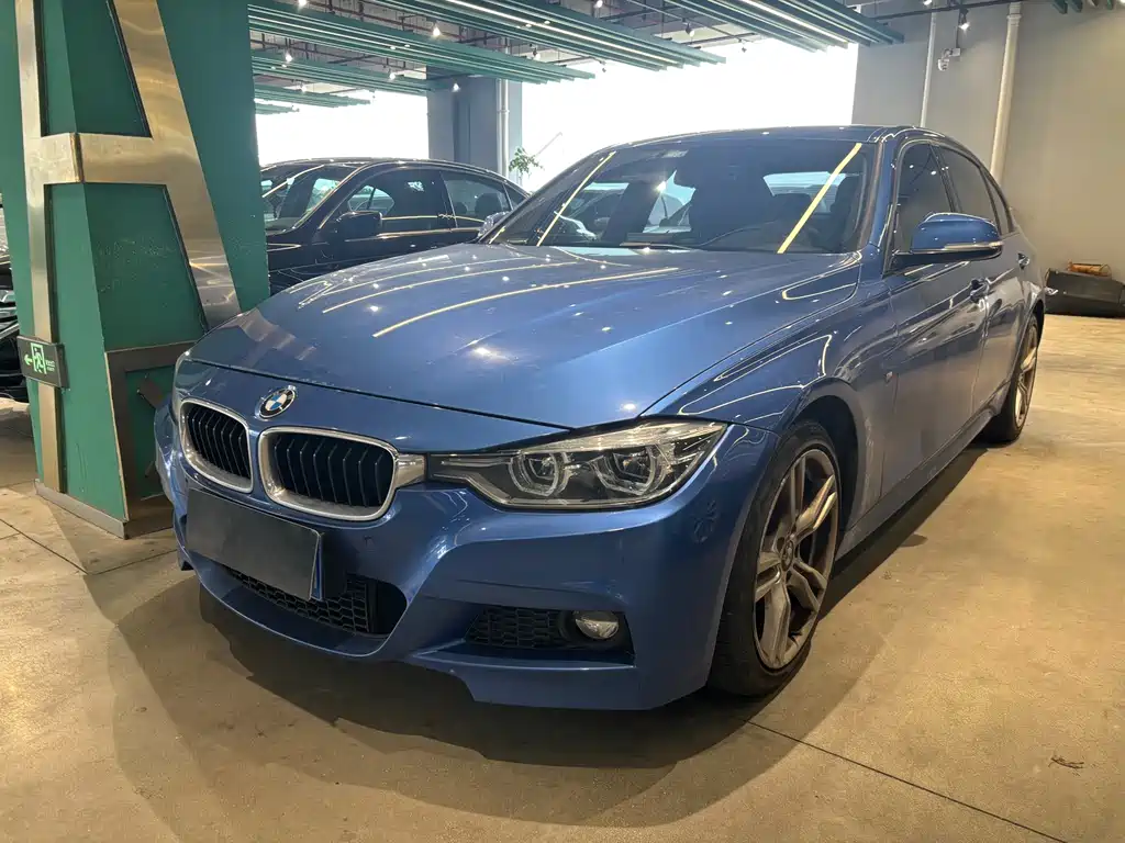 BMW 3 Series 2017 — фото 1