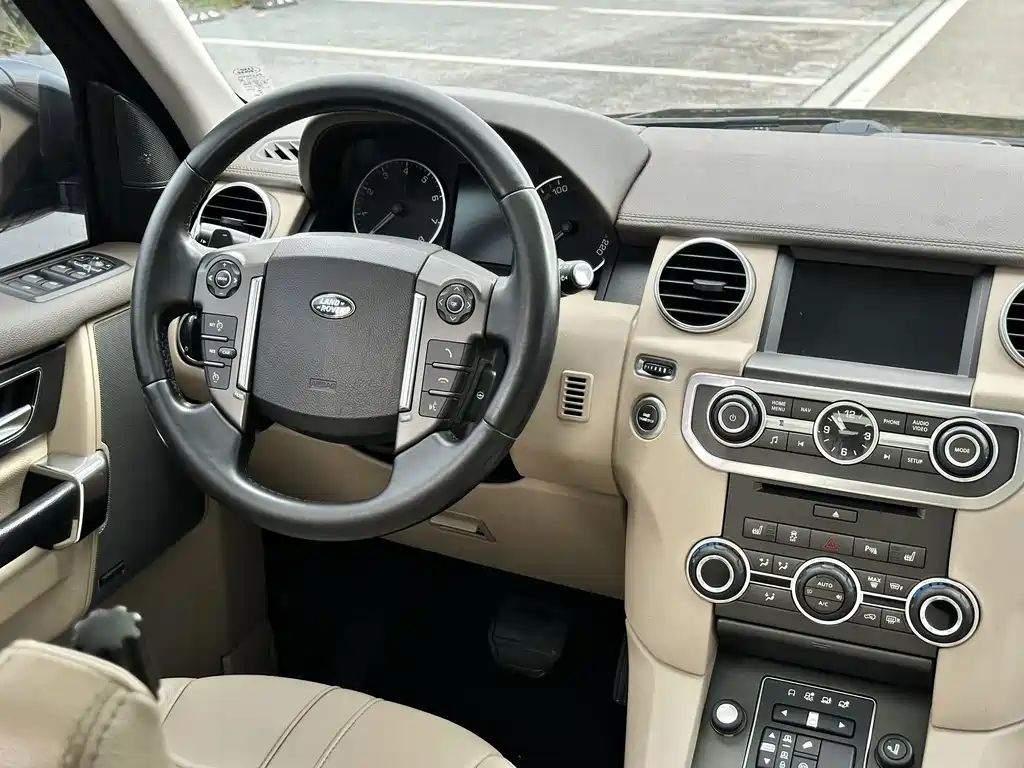 Land Rover Discovery 2019 — фото 15
