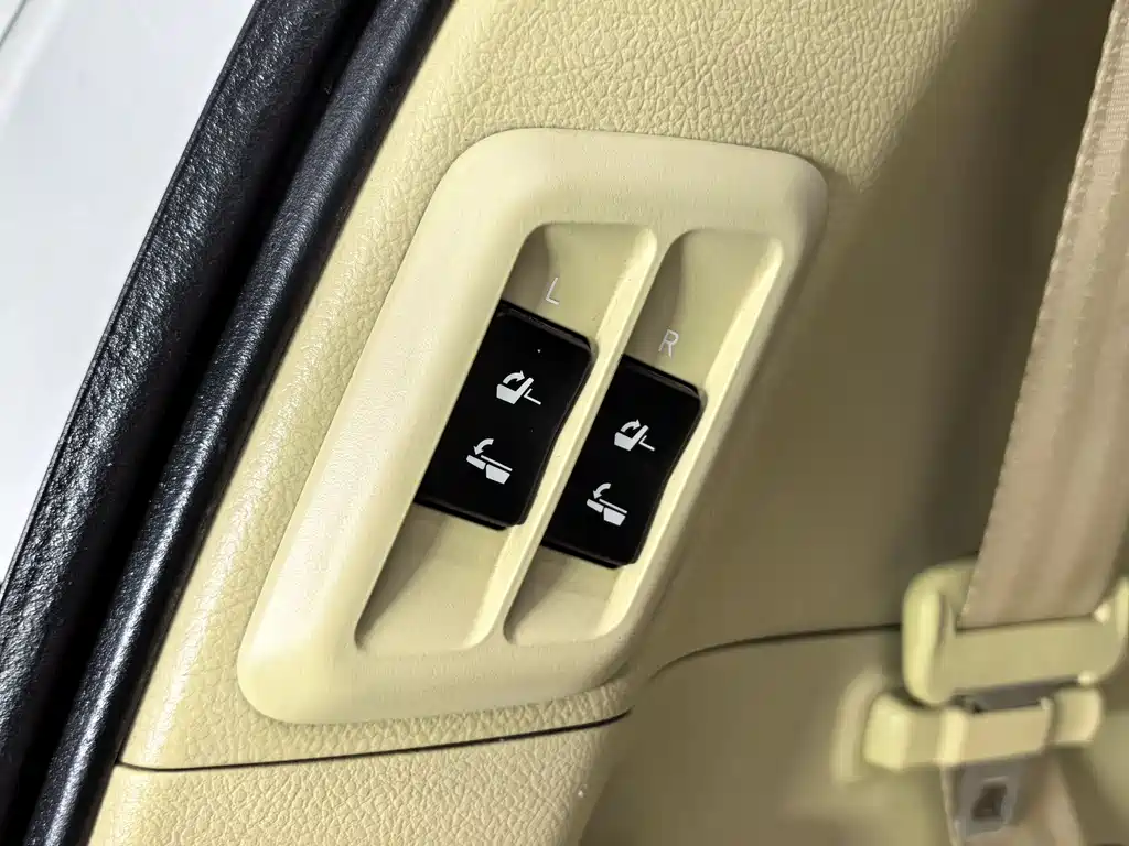 Toyota Prado 2014 — фото 27