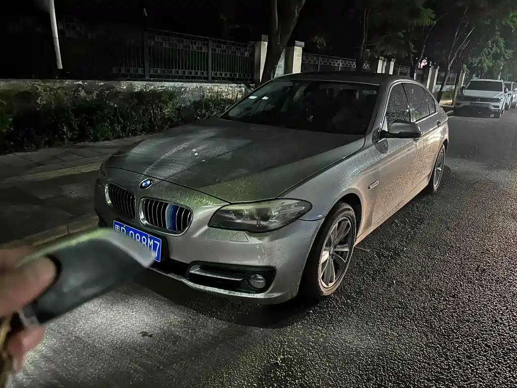 BMW 5 Series 2015 — фото 7