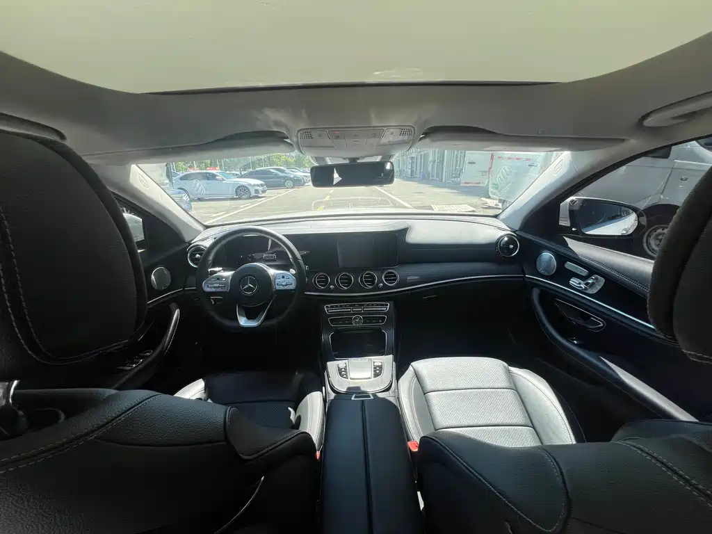 Mercedes-Benz E-Class 2020 — фото 11