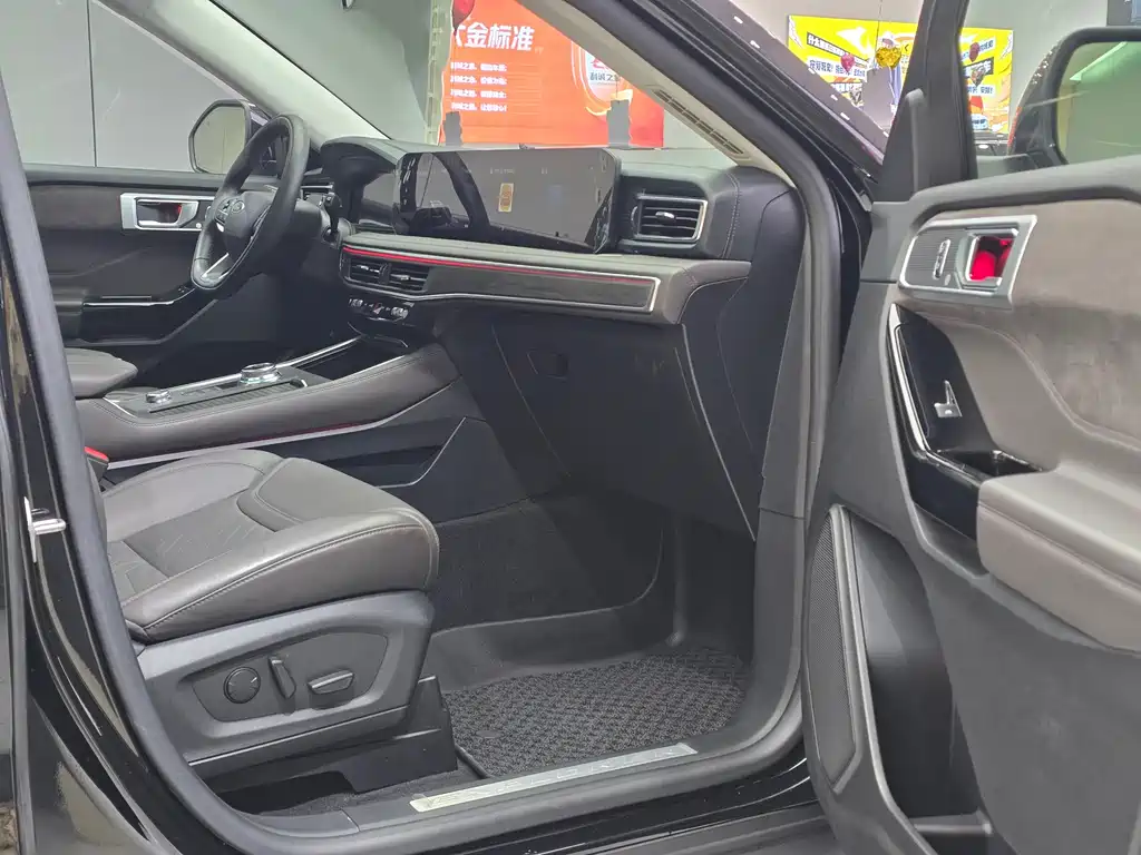 Ford Explorer 2025 — фото 12