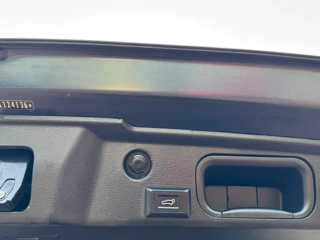 GAC Trumpchi M6 2022 — фото 18